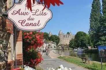 Bed and Breakfast Aux Lits Du Canal