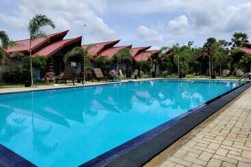 호텔 Anukama Resort