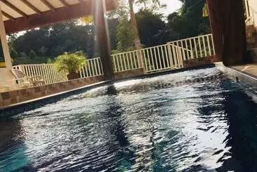 Eco Hotel El Bosque