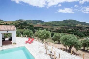 Pansiyon La Camere Di Tenute Filaris