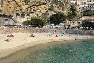 Aamiaismajoitus (B&B) Giorgia House