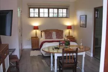 Kaiser S B&b