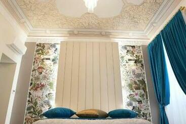 بنسيون Rosetta Burger Queen