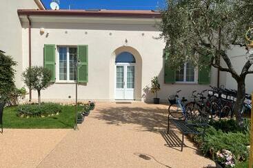 צימר Villino Micol Camere A Due Passi Dal Mare