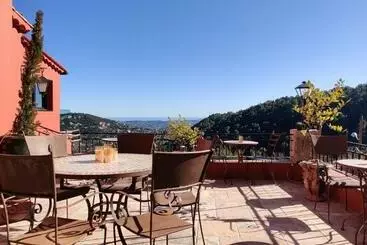 Majatalo Mas Des Buscades