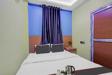 בית מלון כפרי Flagship Hill View Premium