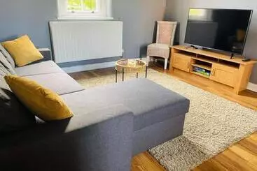 Turistihuoneistot 2 Bed Self Contained Apartment Wrexham