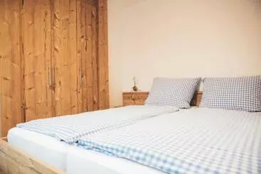 ツーリストアパートメント Haus Schwangau