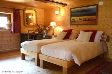 Bed and Breakfast Chalet Dei Fiori   & Apartment