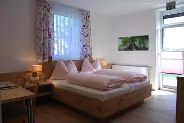 Bed and Breakfast Pension Ehrenfried Hotel Garni