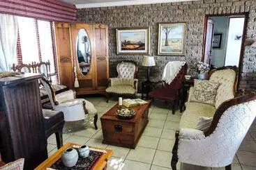 Пансион Amzee Bokmakierie Guest House