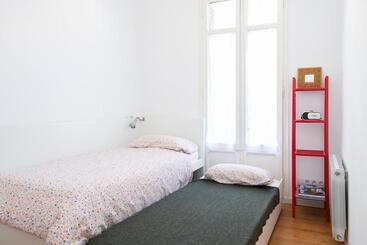 Жильё для туристов Barcelona Cozy Apartment