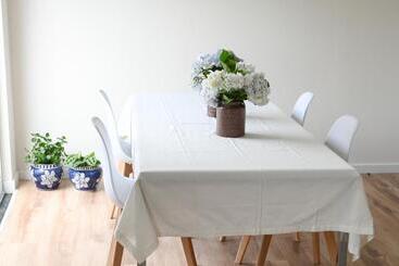 آپارتمانهای توریستها Nia Azorean Apartments