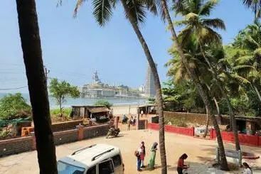 Hotel Staymaker Murdeshwar Beach House