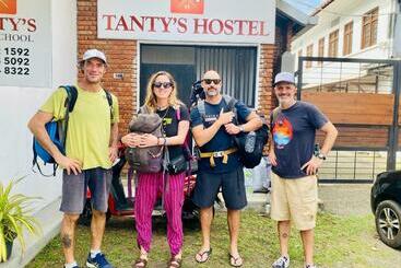 Tanty’s Hostel