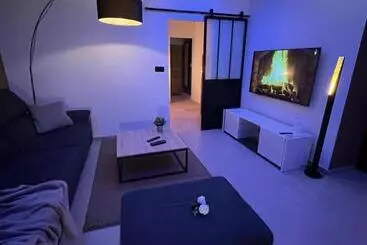 Bed and Breakfast La Suite De Charme Du Mas De La Fontaine De Jonquier Avec Spa Privatif