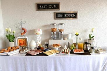 민박 Mönchbergerhof Müller