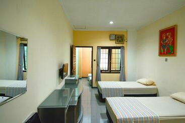 پانسیون Ec Pondokan