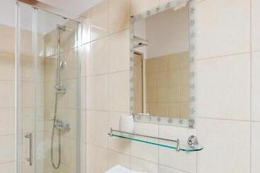 פנסיון Adél Vendégház