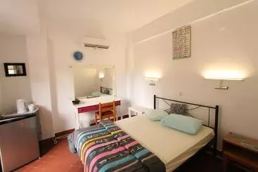 Hôtel Avra Budget Beach Rooms