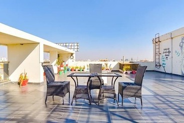 Hotel Townhouse Cm Palace