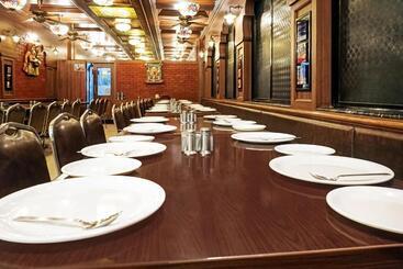 호텔 Super Townhouse Oak Gharonda Residency Near Sant Tukaram Nagar Metro Station