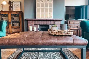 관광객 아파트 Ty Fry Gardens