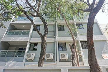 Fabhotel Saffron Inn I   Nr Darshan Museum