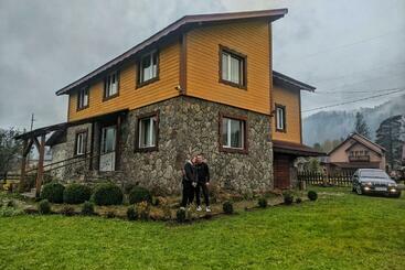 Pensió приват котедж зарінок