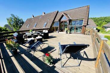 Apartaments turístics Harry