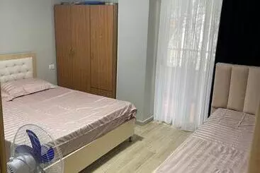 Apartamenty turystyczne Cheap 2+1 Apartment, 10 Meters From Beach