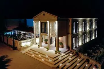Hotel Cemal Alaçati Buti̇k