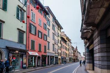 آپارتمان‌های توریست‌ها P&p Atmosfera Apartment