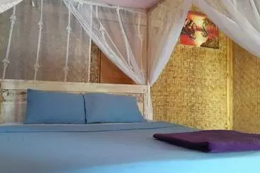 Majatalo Friend House Stay & Surf