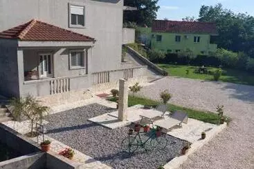 آپارتمان‌های توریست‌ها Studio Elena