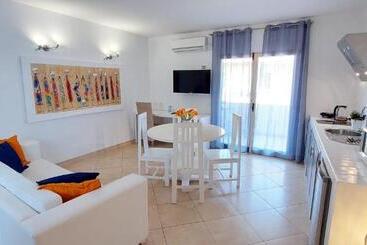 Branco Suites Rooms & Holiday Apartments