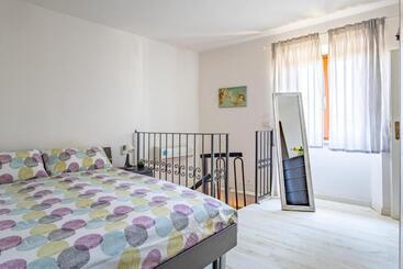 آپارتمان‌های توریست‌ها La Casina Nel Paese A 20 Minuti Da Civita Di Bagnoregio