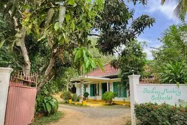 Albergue Lazy Monkey Sri Lanka