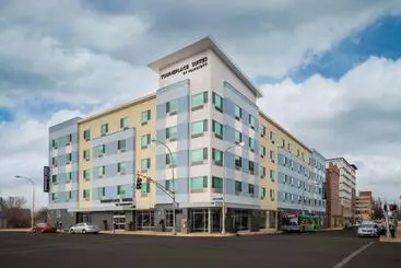 Hotelli Towneplace Suites By Marriott Louisville Downtown
