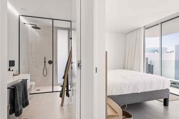 Turistlägenheter Karat Villa Balansa Rokabella