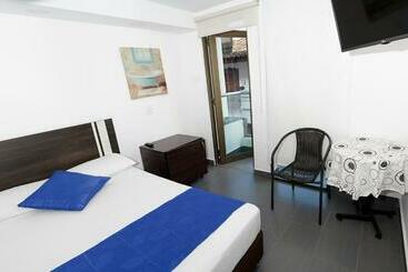 ホテル San Fernandos Plaza