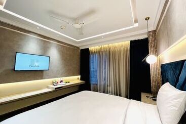 호텔 The Prime Delhi