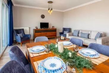 ツーリストアパートメント Superb Flat Close To Saw With Shared Pool In Tuzla