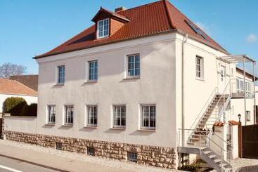 Turistihuoneistot Casa Rehse I Stilvolles Apartment I 24h Self Check In I Kostenlos Parken & Wlan I 55 Zoll Smart&kabe