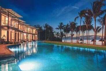 Hotel Victoria Beachcomber Resort & Spa Victoria For 2 Adults Only