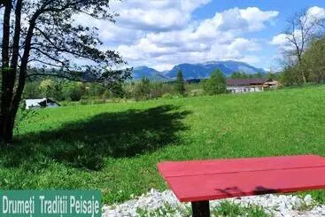 Pensiune La Trovantzi