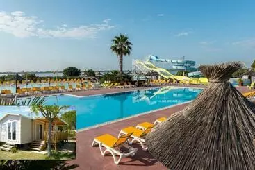 Apartaments turístics Mobile Home Ouireves 577 Facing The Mediterranean