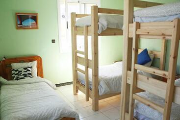 膳宿费 Ifni Surf Hostal