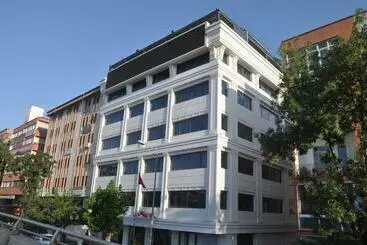 هتل آپارتمان Golaz Sui̇t Otel