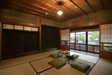 Majatalo Sasayama Castle Town Guest House Komeya   Vacation Stay 92046